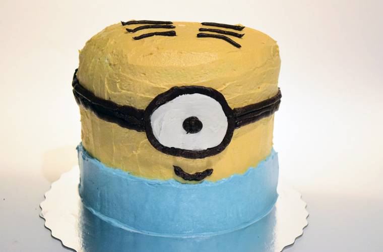 Send Cool Minion Fondant Cake 2.5kg Gifts To hyderabad